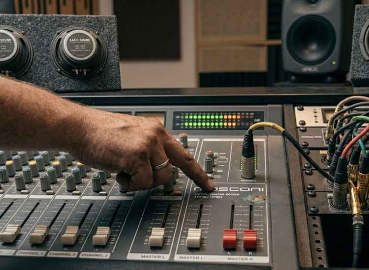 Best Mixer Settings for Clear Vocals and Balanced Sound (2026 Guide)